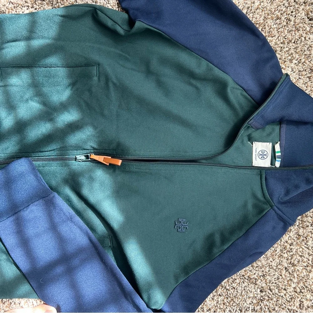 Tory Sport track suit - Picture 3 of 7